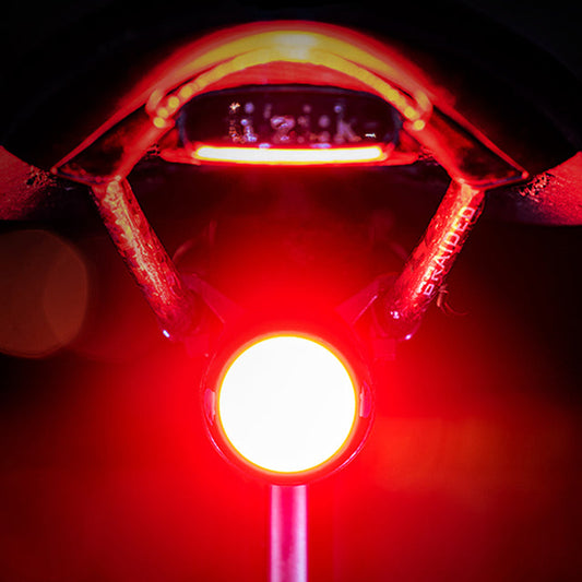The Nut: Luz Trasera Táctil para Bicicleta