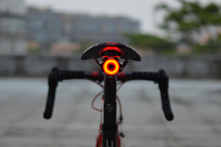 Xlite100 Smart Tail Light Enfitnix Technology Inc